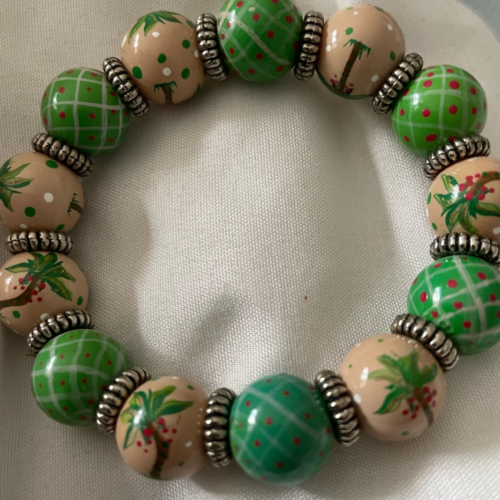 Very cute beaded bracelet